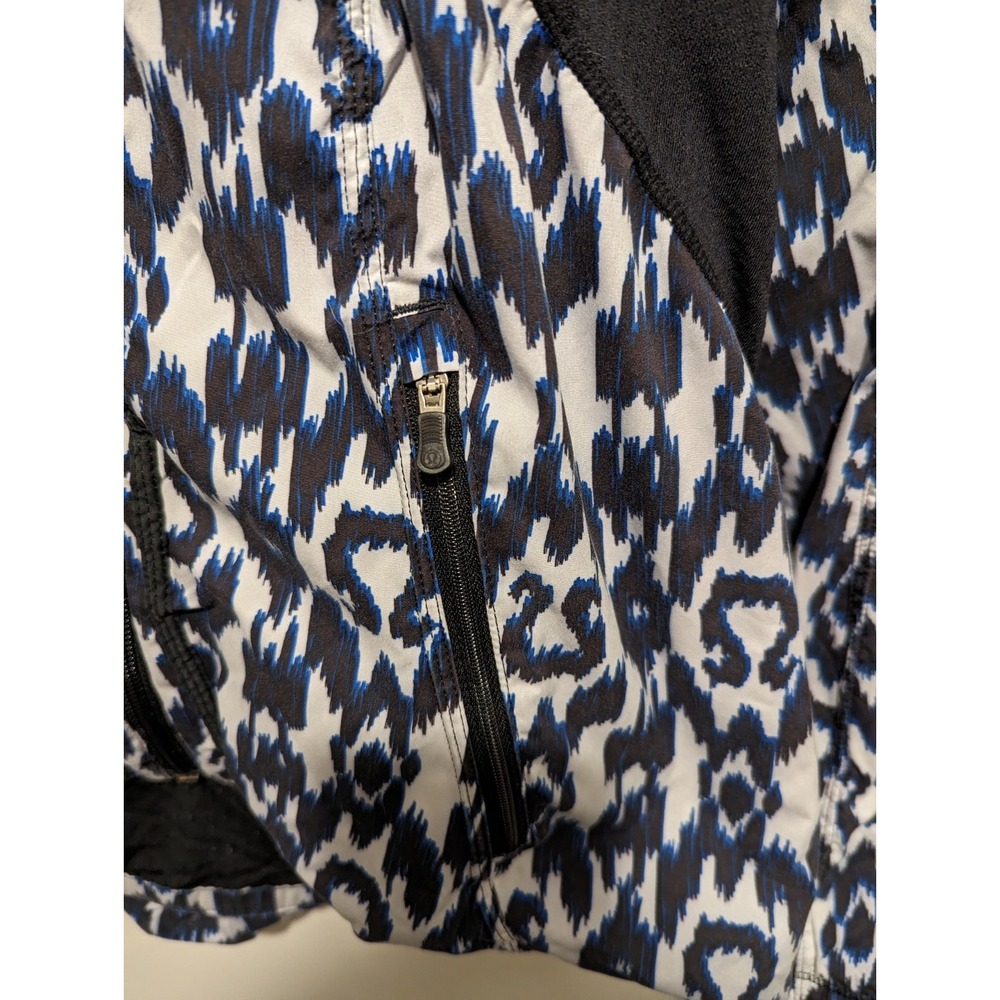 Lululemon RARE Downtime Sprinkler IKAT Hooded Vented Jacket Seawheeze Size 8 - Picture 2 of 8